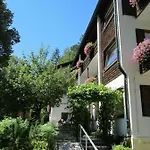 ومطعم روشتي فندق