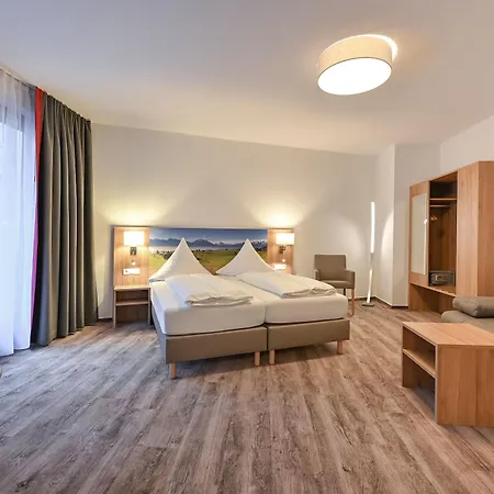 ルチンズ&レストラント ホテル フュッセン