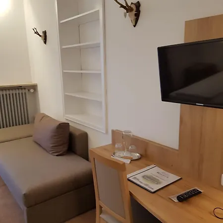 ルチンズ&レストラント ホテル フュッセン