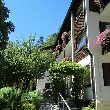 ルチンズ&レストラント ホテル