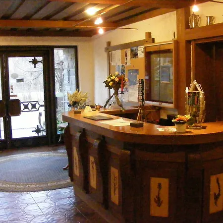 ルチンズ&レストラント ホテル