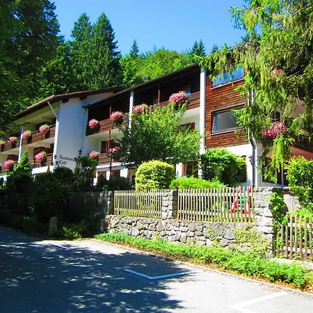 ルチンズ&レストラント フュッセン